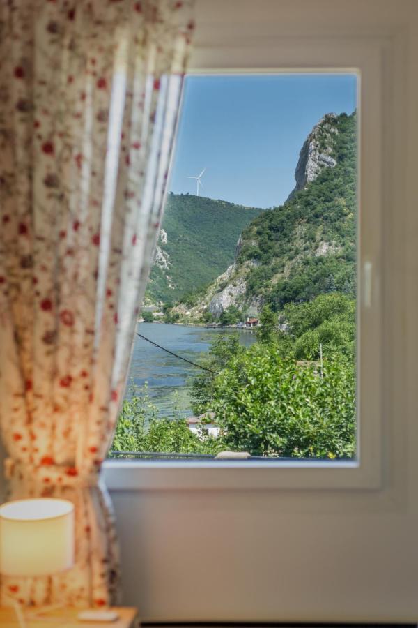 Vila Camelia Golubac Exterior foto